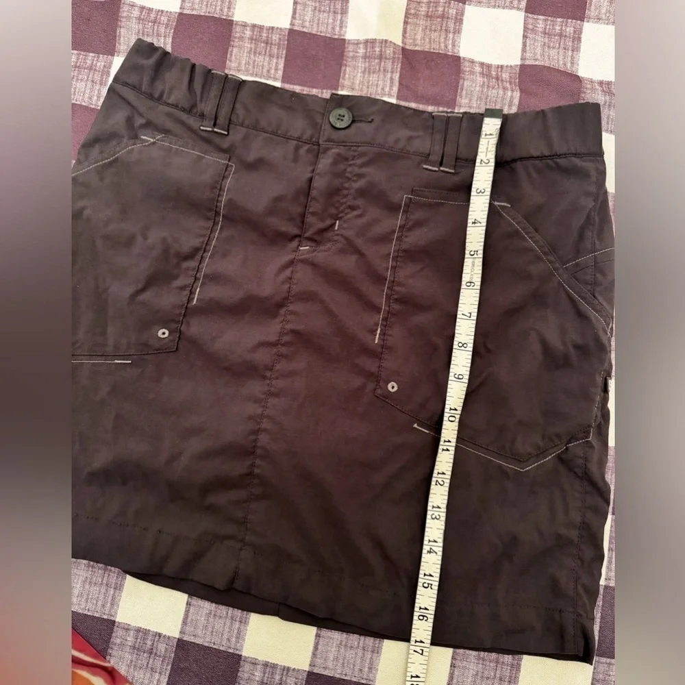 Eddie Bauer Active Fit Black Gray Skirt with Shorts size M